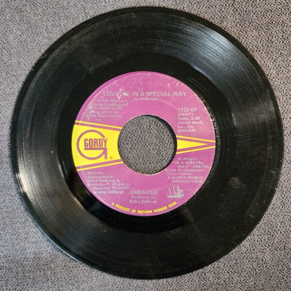 DeBarge – Love Me In A Special Way (7",1983)