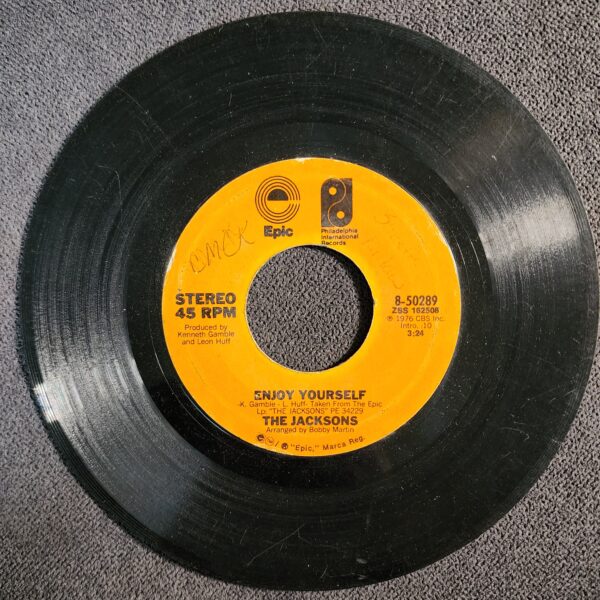 The Jacksons – Enjoy Yourself / Style of Life (7", 1976)